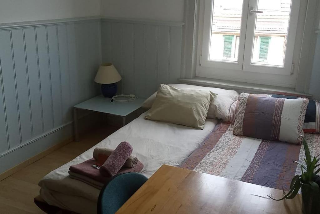 Einfache 15 Min Vom Bahnhof Apartment *